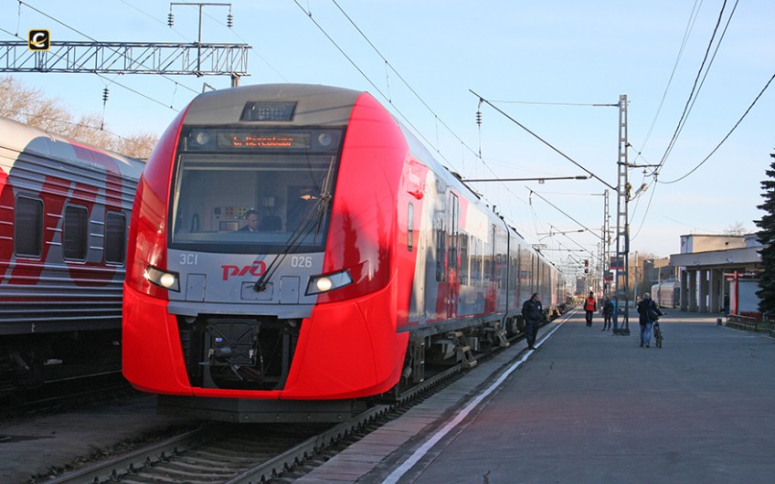 Ласточка санкт петербург. Поезд Ласточка Санкт-Петербург Петрозаводск. Поезд Ласточка Петрозаводск. Поезд Ласточка СПБ Петрозаводск. Сортавала Петрозаводск Ласточка.