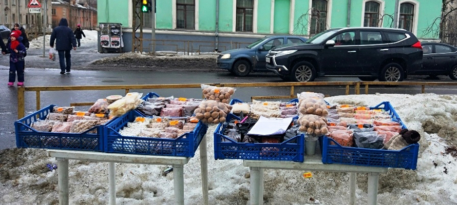 В Петрозаводске оштрафовали уличных торговцев
