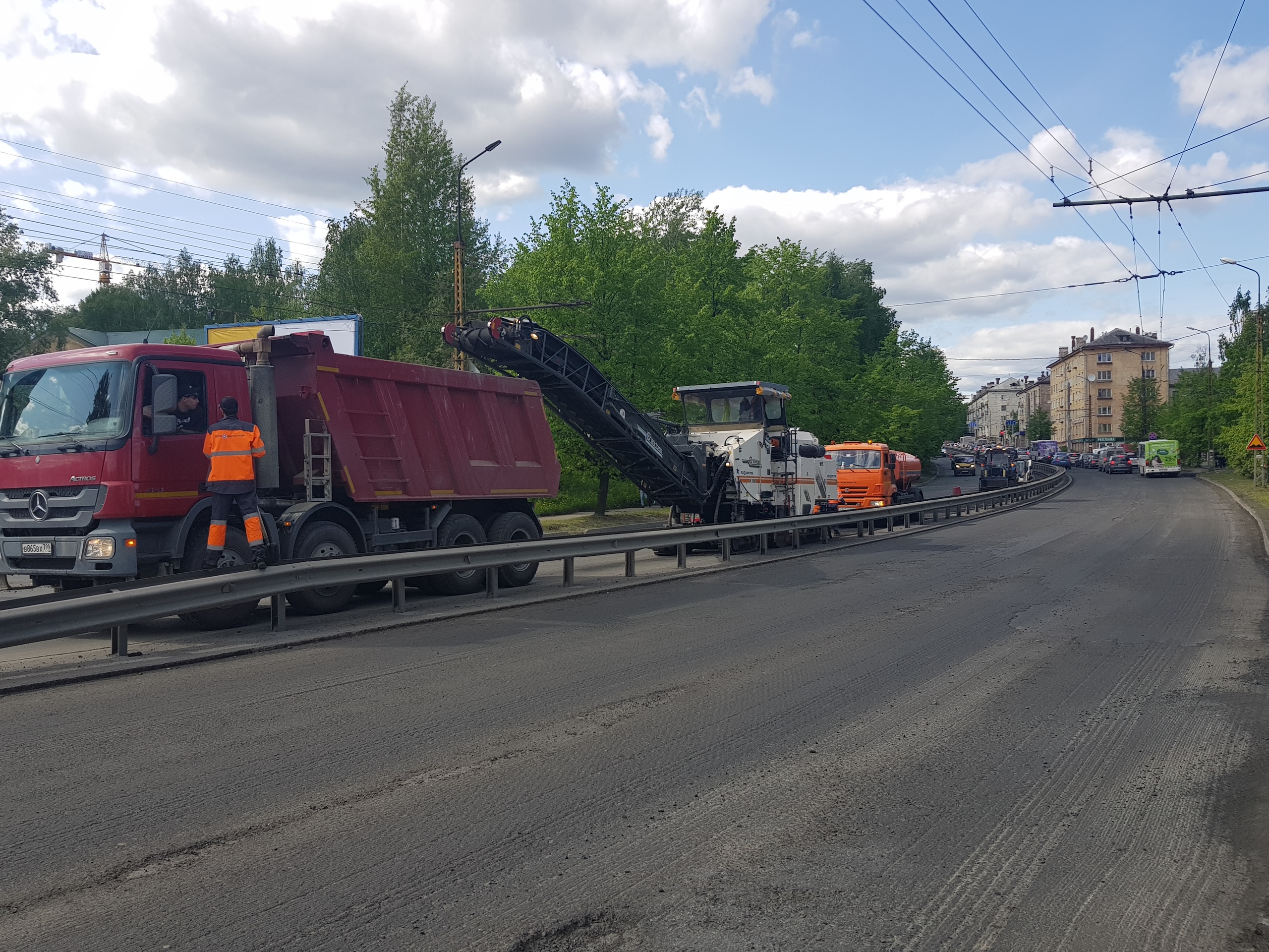 Столица на онего петрозаводск сегодня. Фрезерование дороги. АБЗ-1 Петрозаводск. Фрезерование дороги кто должен.