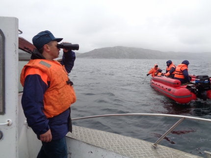 Спасатели продолжают поиски дайвера из Петрозаводска, пропавшего в Баренцевом море