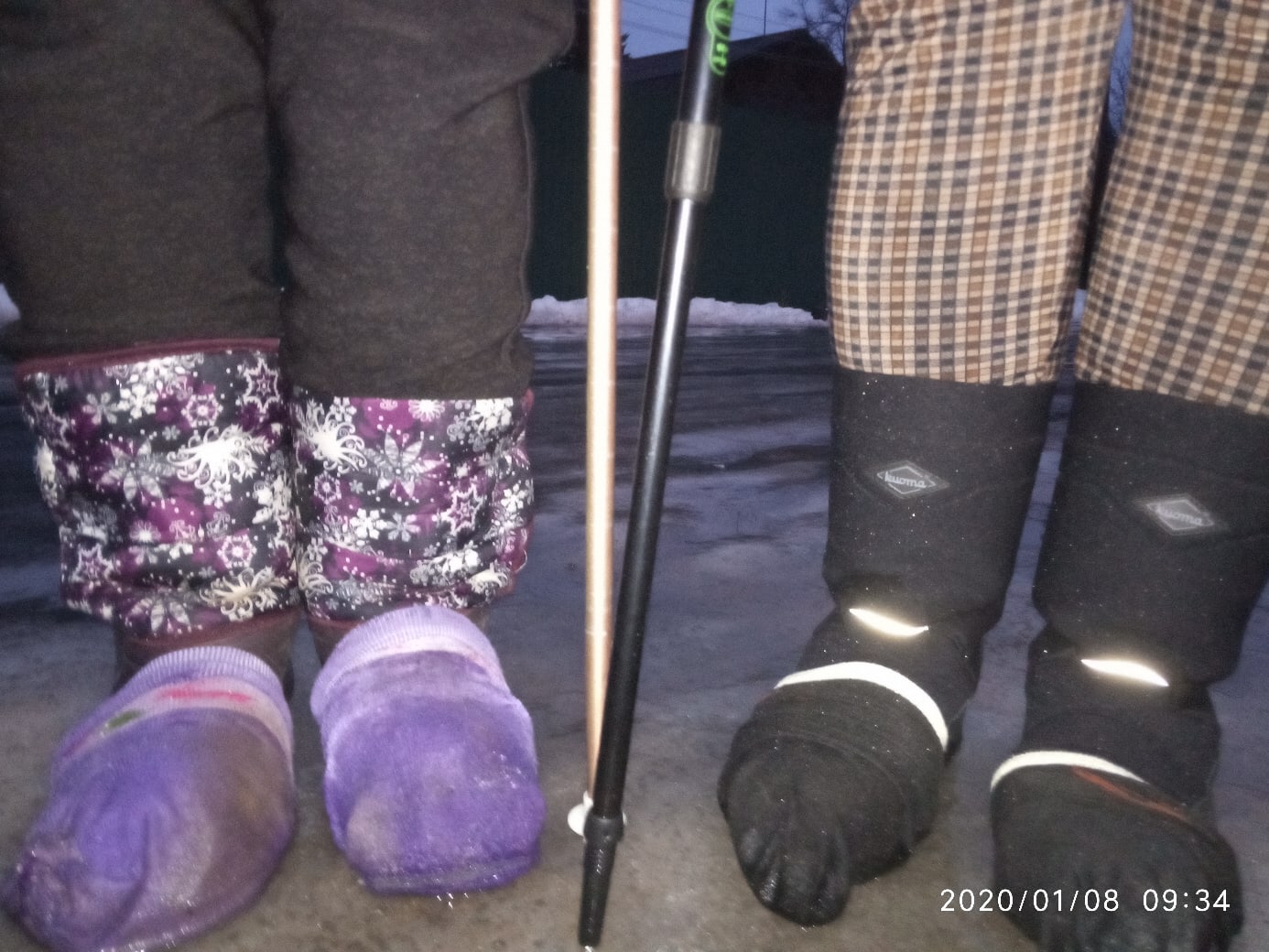 Спортсмены-любители в Карелии надели на обувь носки, чтобы пройти дистанцию в гололед (ФОТО)