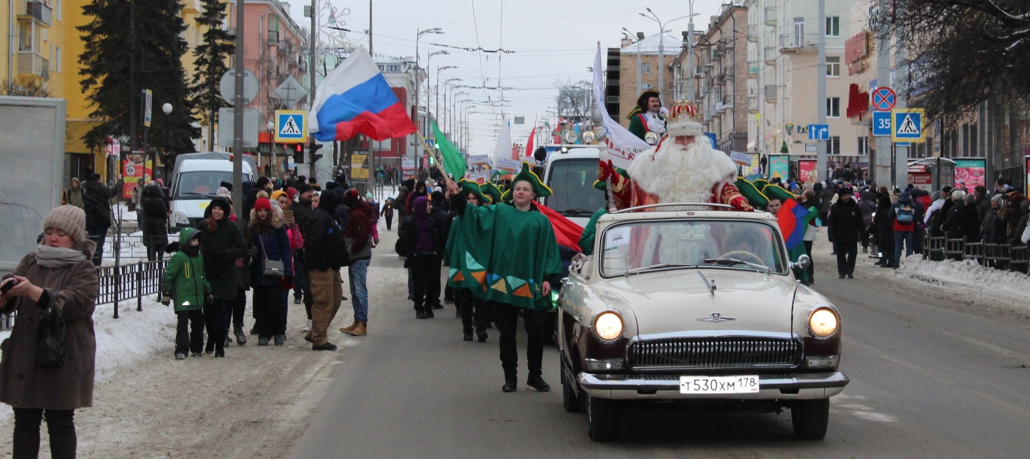 Карнавальное шествие в Петрозаводске за несколько минут (ВИДЕО)