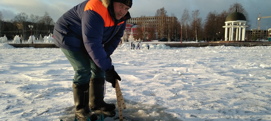Петрозаводчан предупредили о возможных подвижках льда на Онежском озере