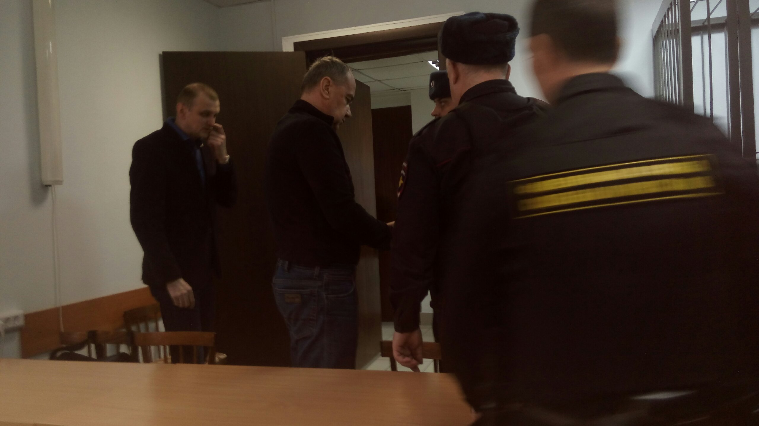 Арестованный за взятку экс-министр транспорта Карелии Кайдалов и его подельник Волчек не признают вину  