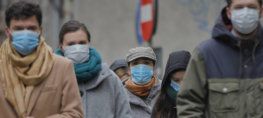В России за сутки выявили около тысячи больных коронавирусом