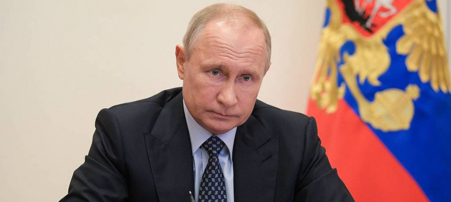 Президент России заявил о завершении периода нерабочих дней с 12 мая