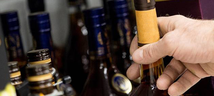 Минздрав озвучил идею о запрете продажи алкоголя до 21 года