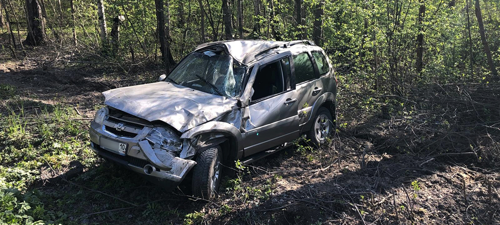 Юный водитель в Карелии устроил ДТП с пострадавшими