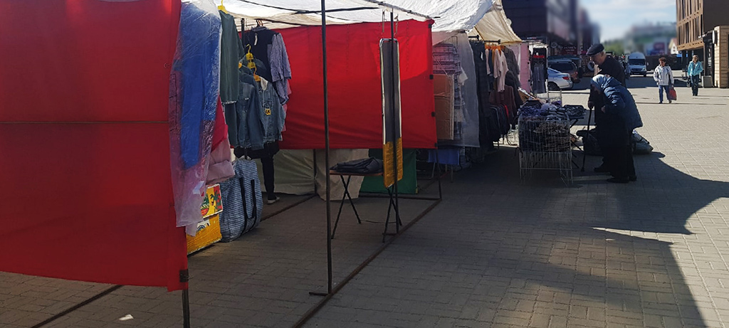 Торговцы из Москвы развернули палатки на улицах Петрозаводска, несмотря на коронавирус