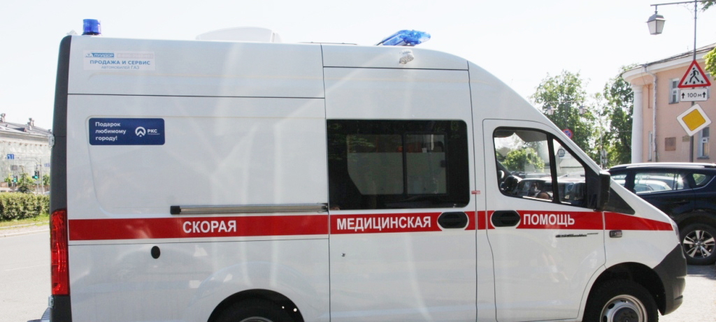 "РКС-Петрозаводск" подарили БСМП автомобиль скорой медицинской помощи