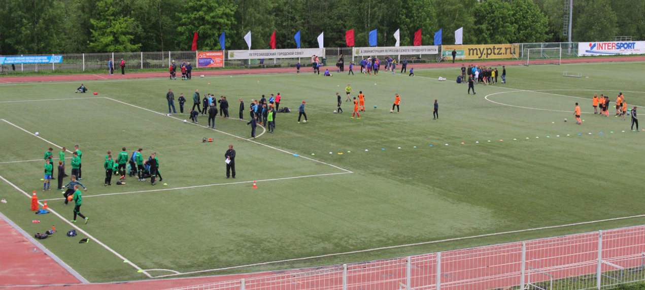 Спортшкола Петрозаводска набирает юных футболистов