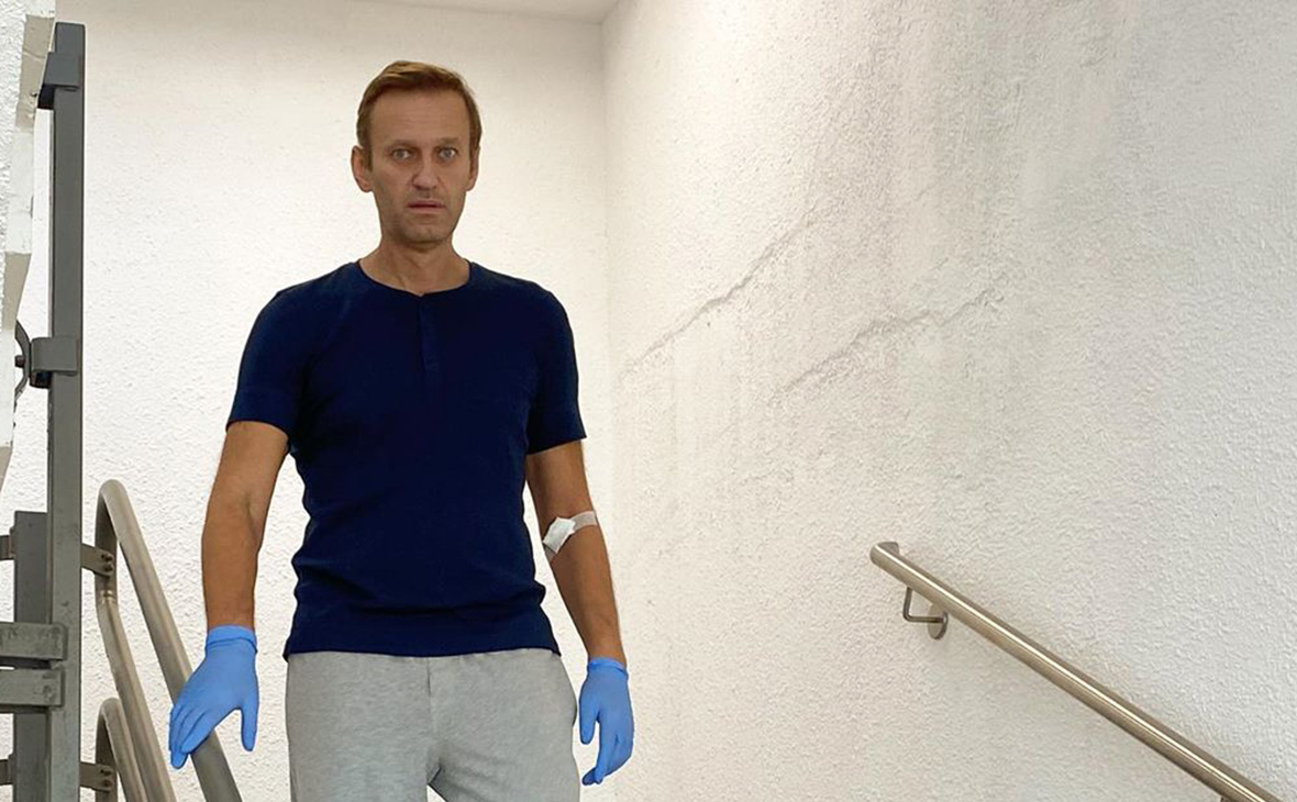 Навальный рассказал о ходе восстановления после отравления

