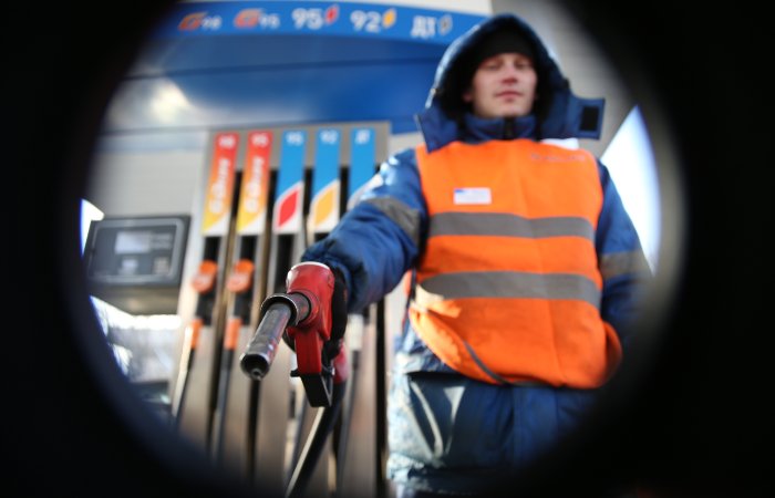 Стоимость бензина и дизтоплива в Петрозаводске снова поползла вверх