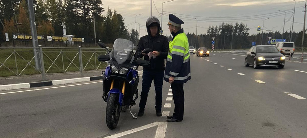 Массовые проверки мотоциклистов проводятся в Петрозаводске