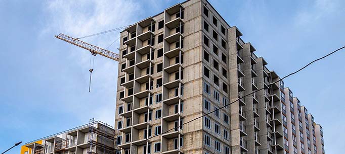 В жилом комплексе "Иволга" идет строительство монолитного дома в 9 и 16 этажей (ФОТО)