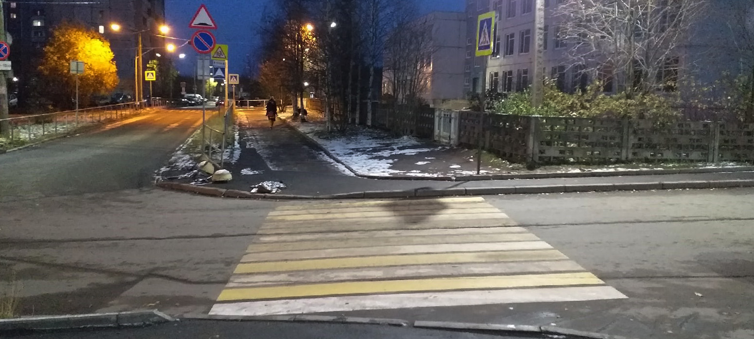 В Петрозаводске восстановили стертый у школы пешеходный переход