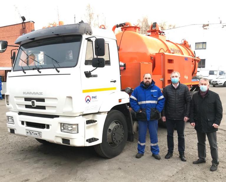 "РКС-Петрозаводск" приобрели вакуумную машину для обслуживания канализационных сетей