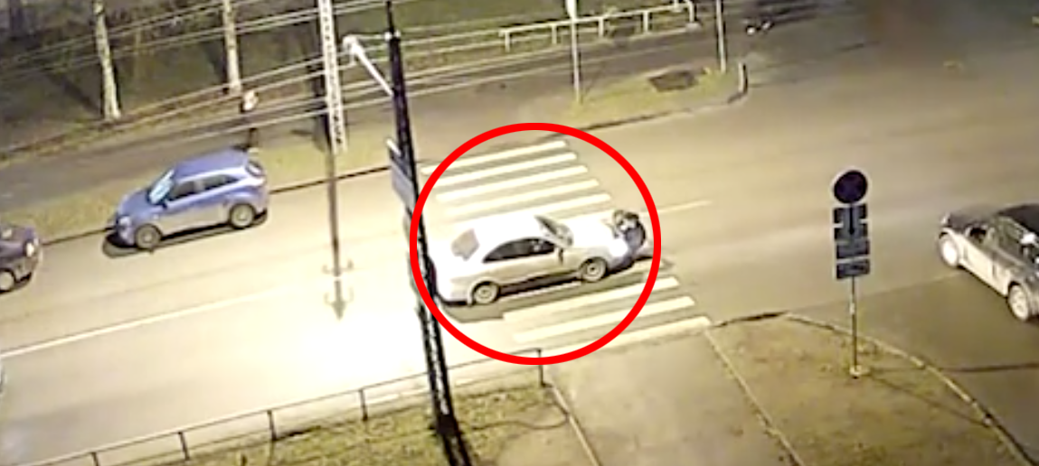 В Петрозаводске ищут водителя, сбившего девочку на пешеходном переходе (ВИДЕО)