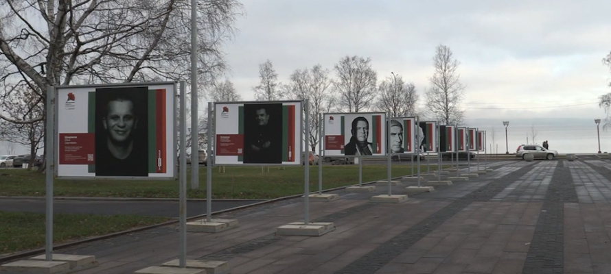 На Онежской набережной Петрозаводска открылась фотовыставка "Герои России, какими их не видел никто"
