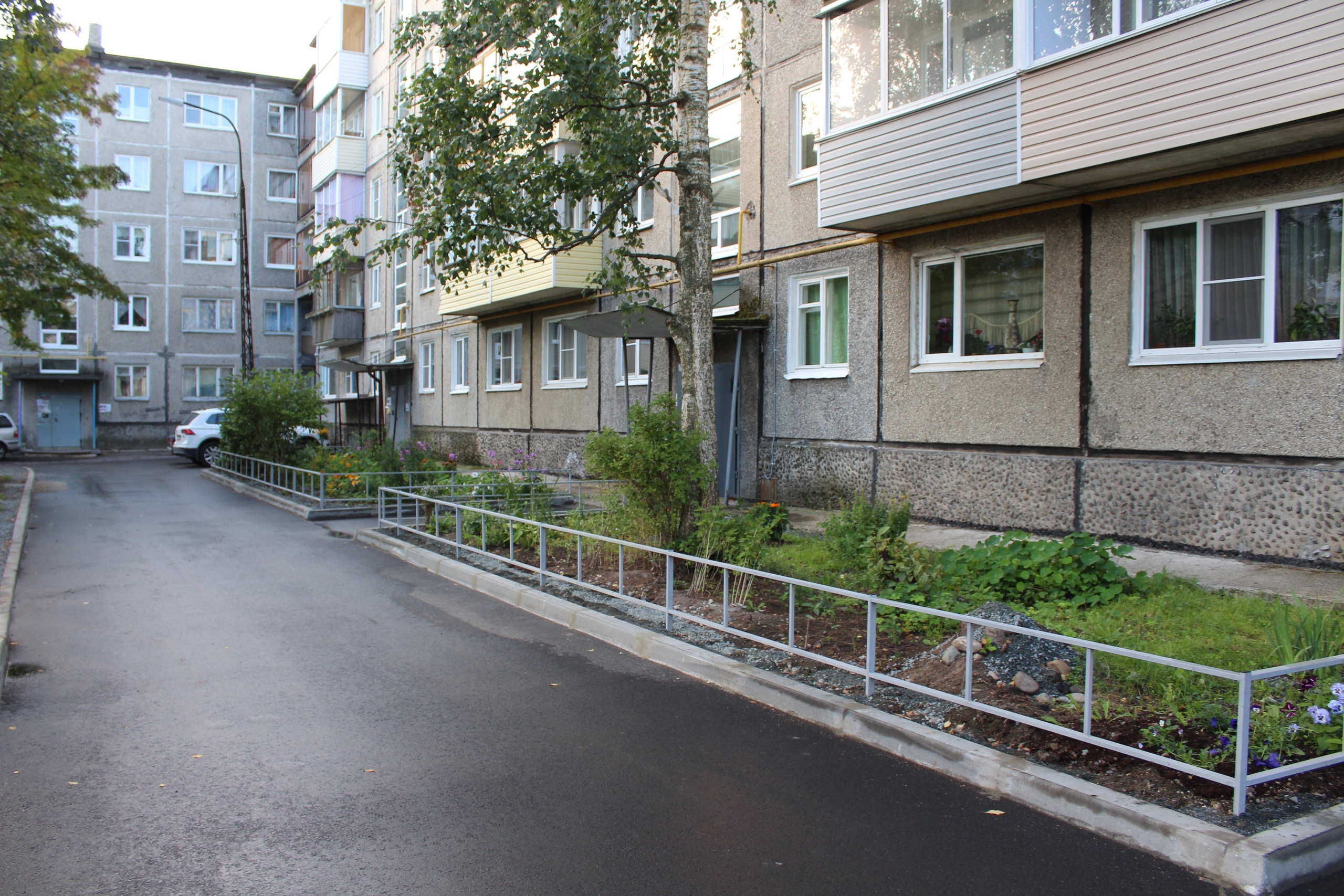 Ремонт дворов закончили в Петрозаводске 