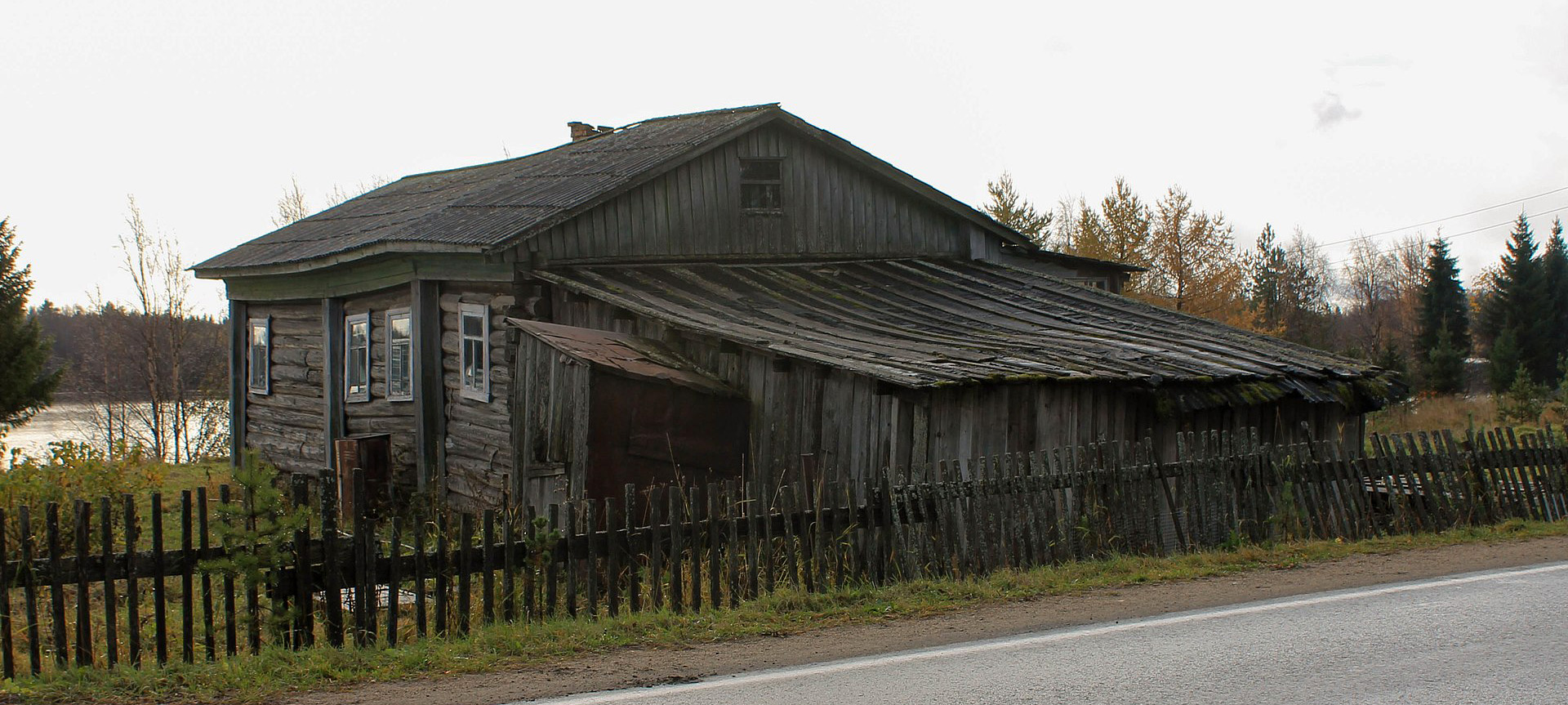 Дачники на севере Карелии остались без автобусной остановки