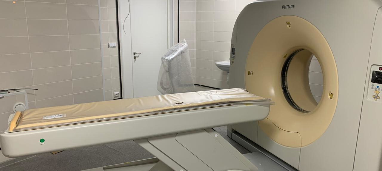 Еще один томограф установили в районной больнице в Карелии