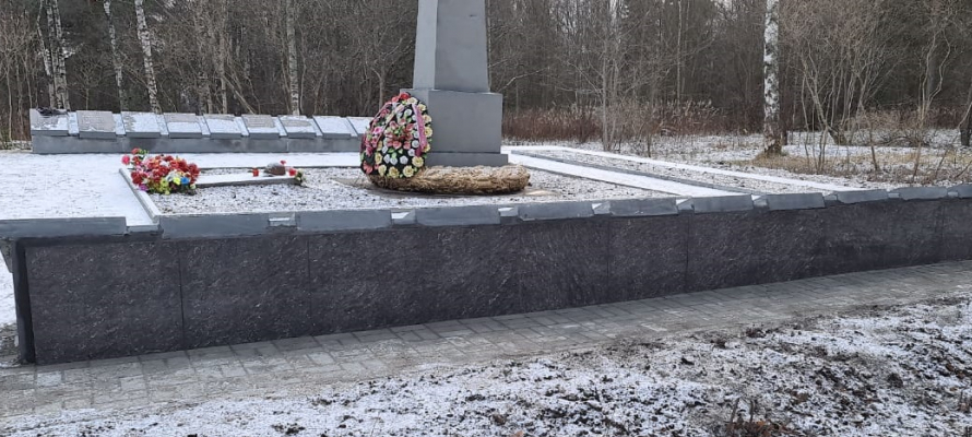 Жители отдаленного микрорайона Петрозаводска требуют устранить недостатки реконструкции мемориала