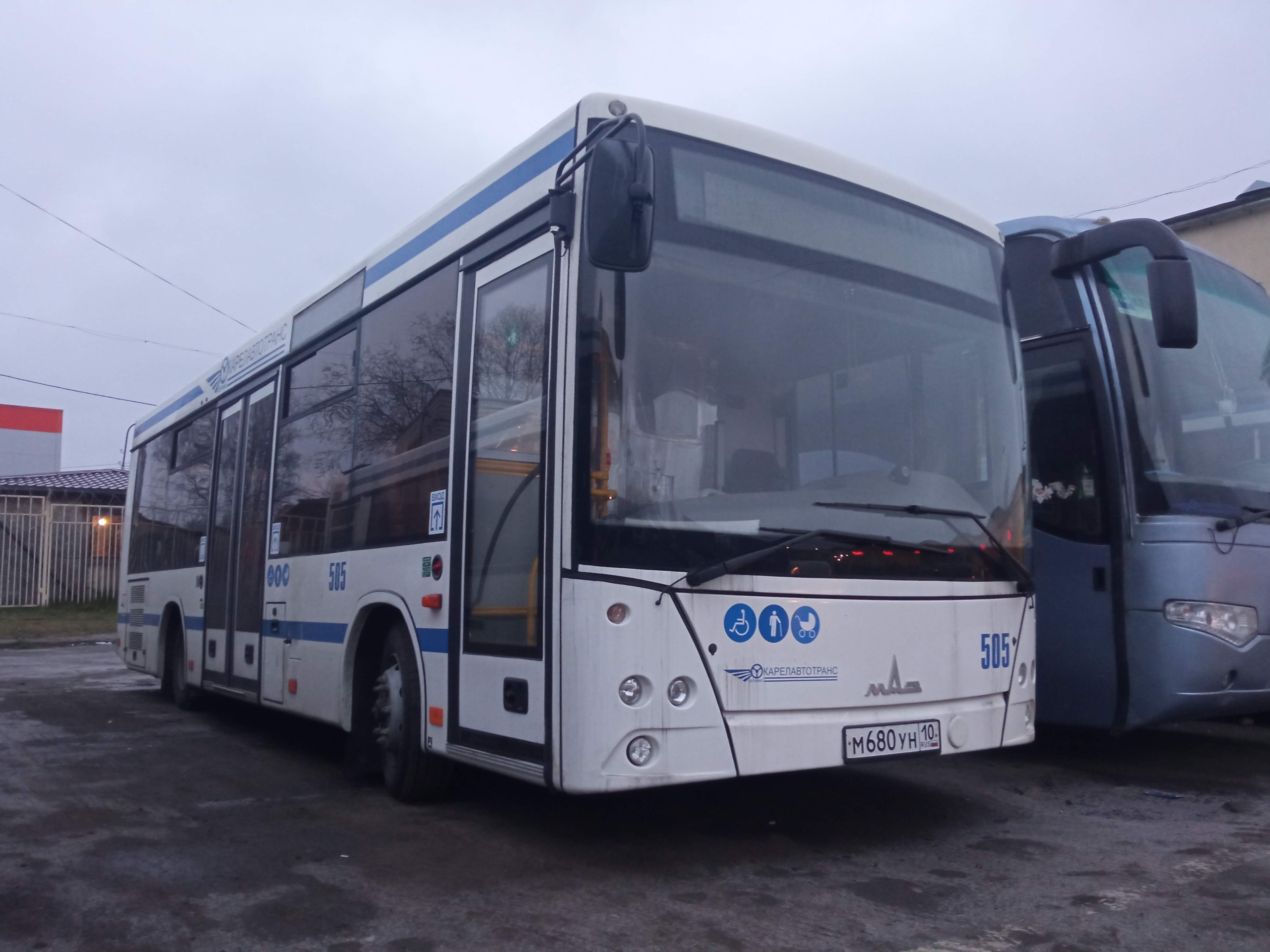 Два новых автобуса выйдут на пригородные маршруты автовокзала Петрозаводска