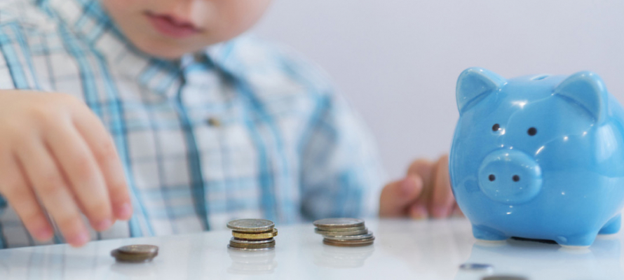 Пенсионный фонд в Карелии принимает заявления на новогодние выплаты для детей до 7 лет и в выходные