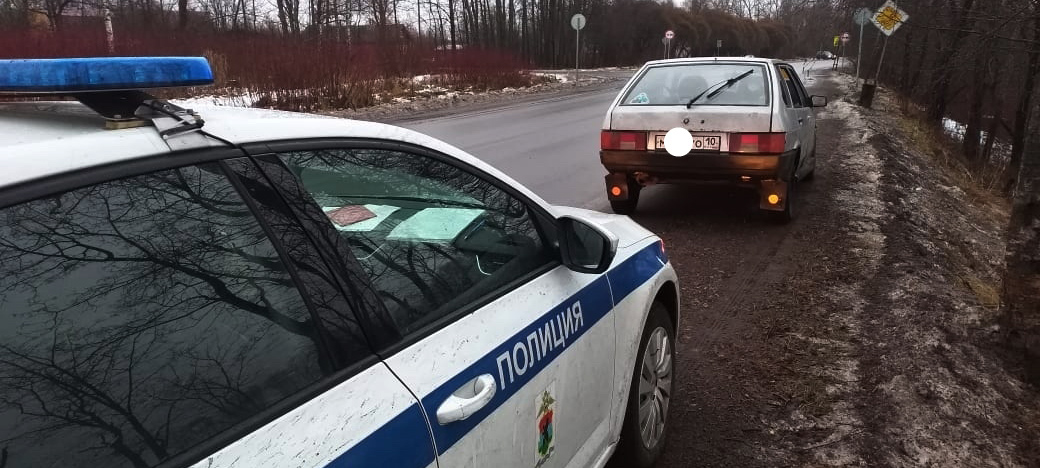 Автоинспекторы в Карелии поймали более 2500 водителей без прав
