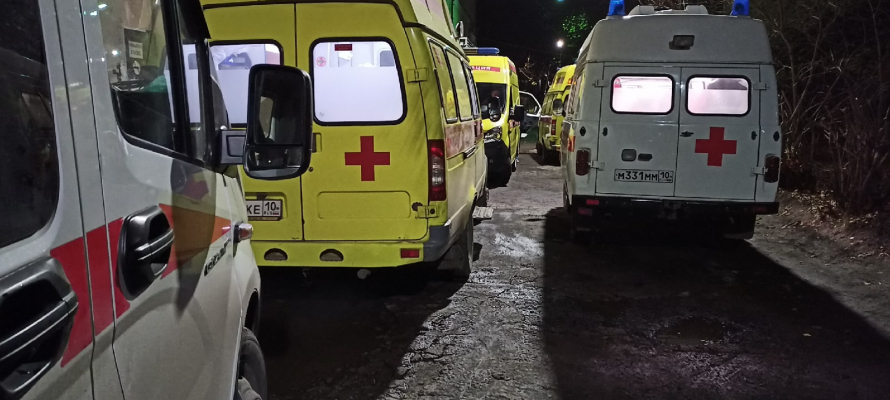 В Карелии пациентов питкярантской больницы срочно вывозят из города из-за аварии на водопроводе 