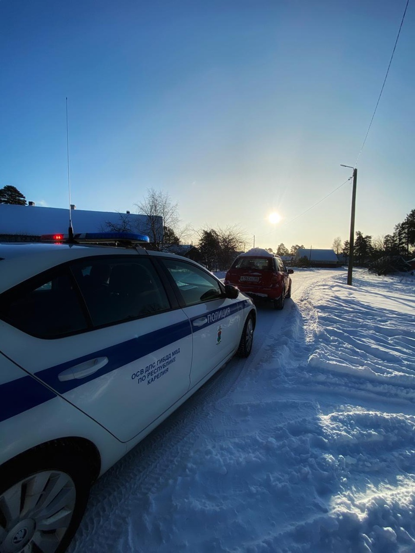 За одно утро в Олонецком районе поймали двух пьяных водителей