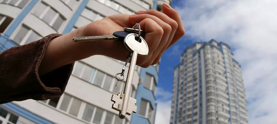 Сироты в Петрозаводске получили ключи от квартир