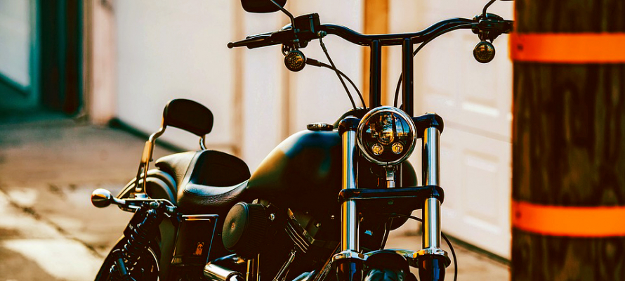 Мошенники в Карелии оставили мотоциклиста без запчастей
