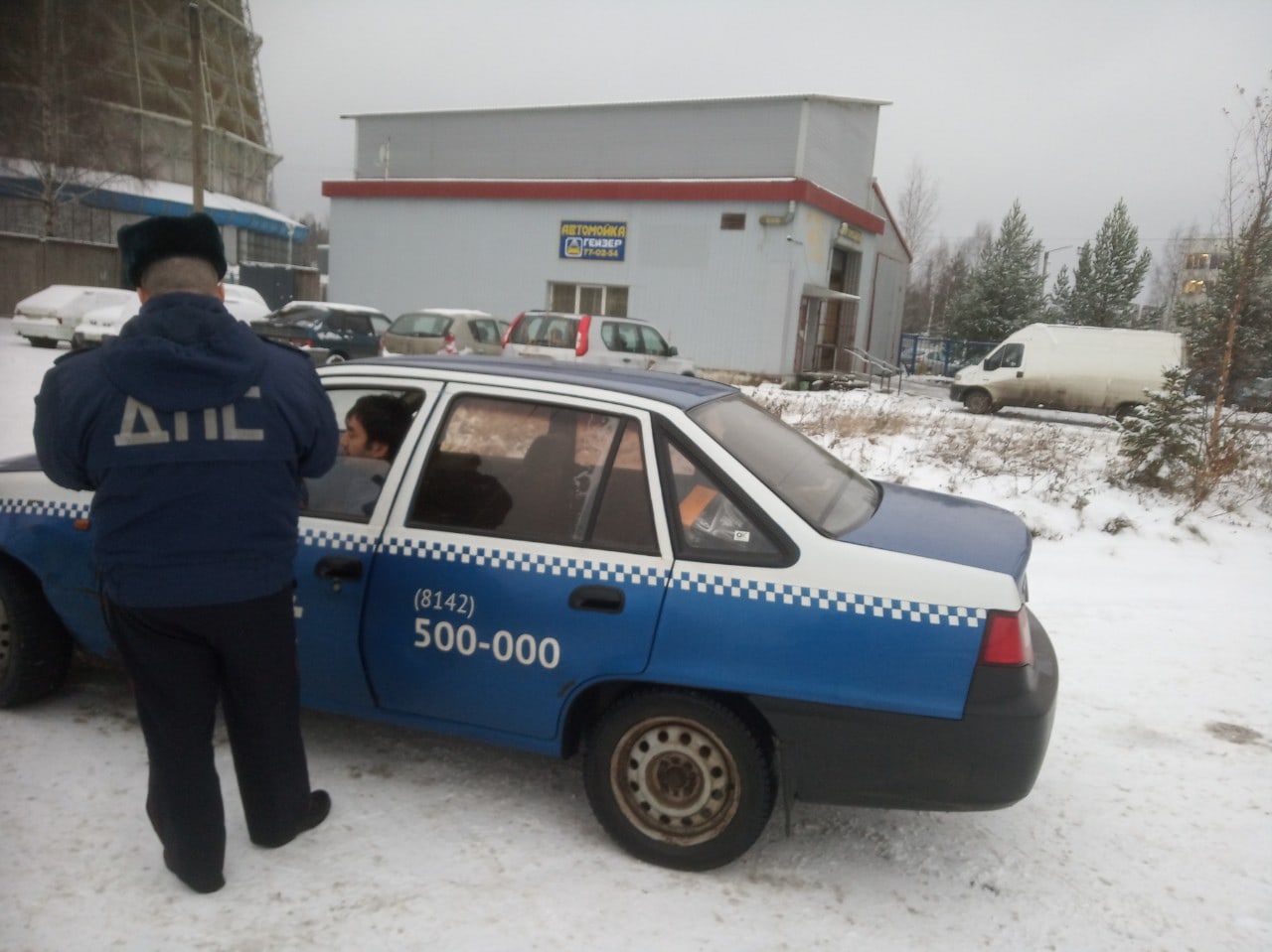 Массовая проверка водителей такси пройдет в Петрозаводске 