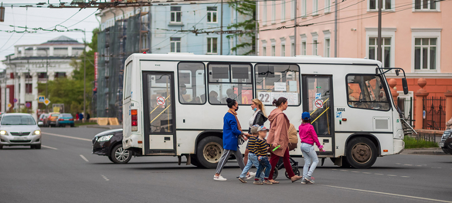 Участники опроса ответили, что будут делать, когда проезд в маршрутках Петрозаводска поднимется до 37 рублей