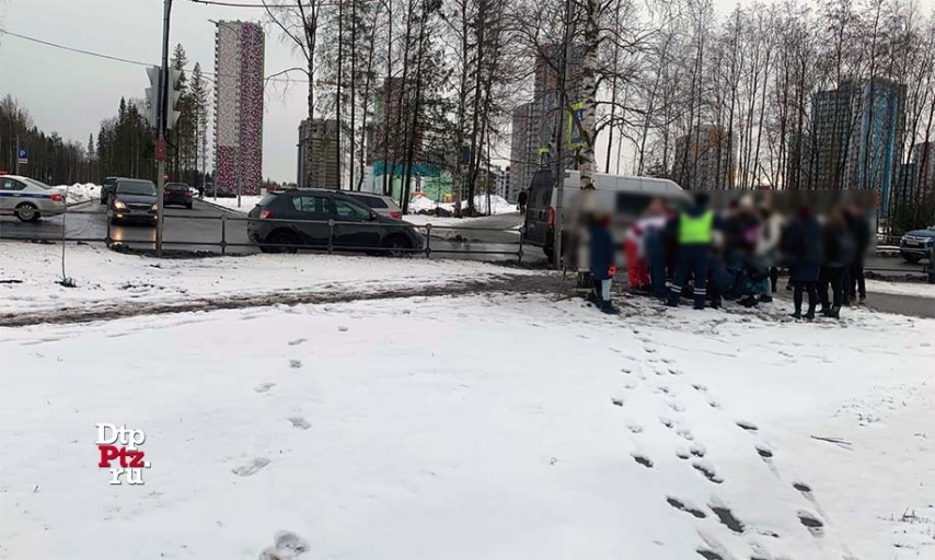 Автомобилист сбил ребенка в Петрозаводске (ВИДЕО)