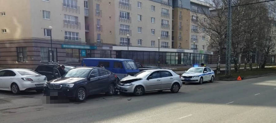 Неопытный водитель устроила ДТП в Петрозаводске, в котором пострадал младенец 