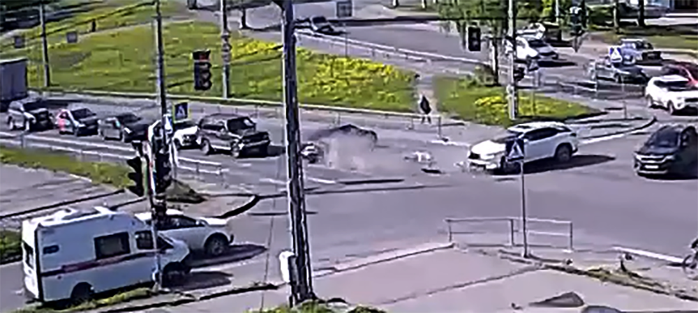 Сразу четыре автомобиля столкнулись в центре Петрозаводска (ВИДЕО)