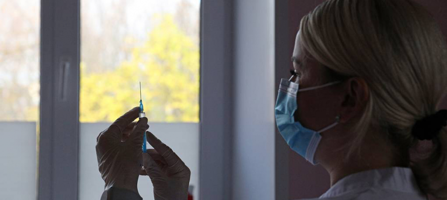 Депутат горсовета Петрозаводска подсчитала, сколько ей сделали прививок 