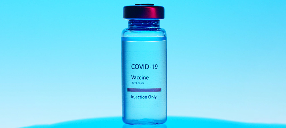 В России ожидается регистрация иностранной вакцины от COVID-19