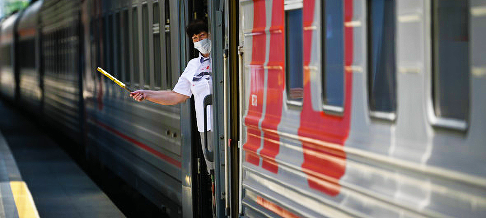 Число детей, снятых с поезда Мурманск–Адлер с отравлением, достигло 91