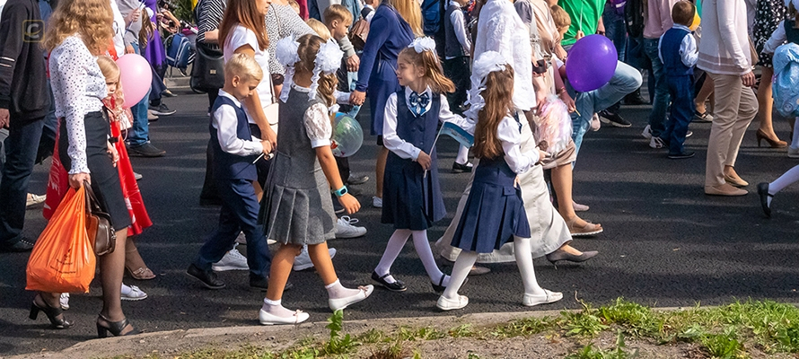 «Школьники расслабились»: мэр Петрозаводска рассказал о безопасности детей на дорогах