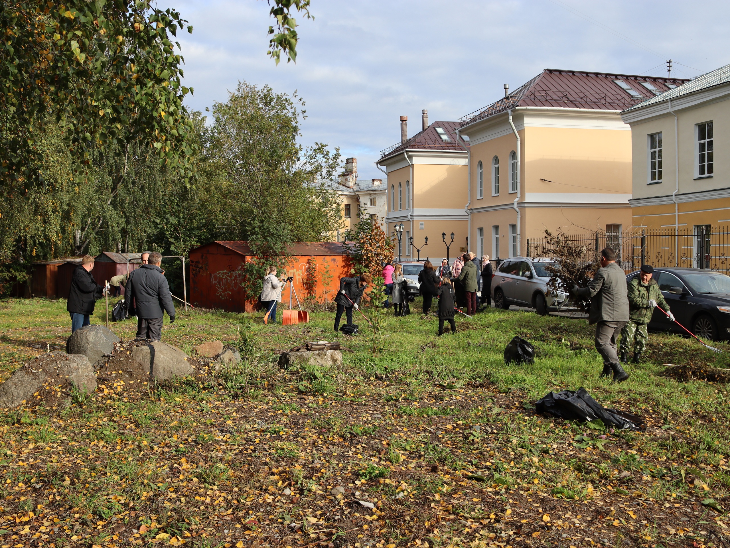 В Петрозаводске территория вблизи музея ИЗО и Дома Кантеле избавлена от мусора