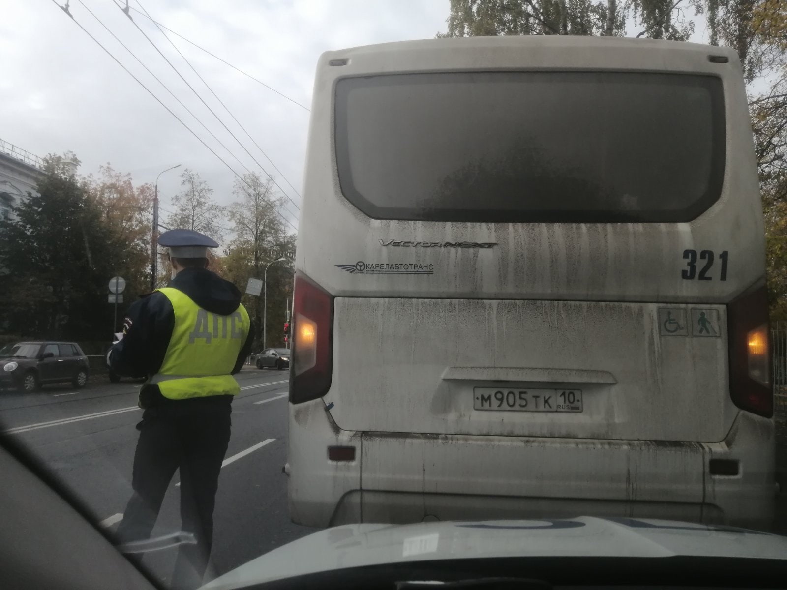 В Петрозаводске водитель «маршрутки» рисковал жизнью пассажиров
