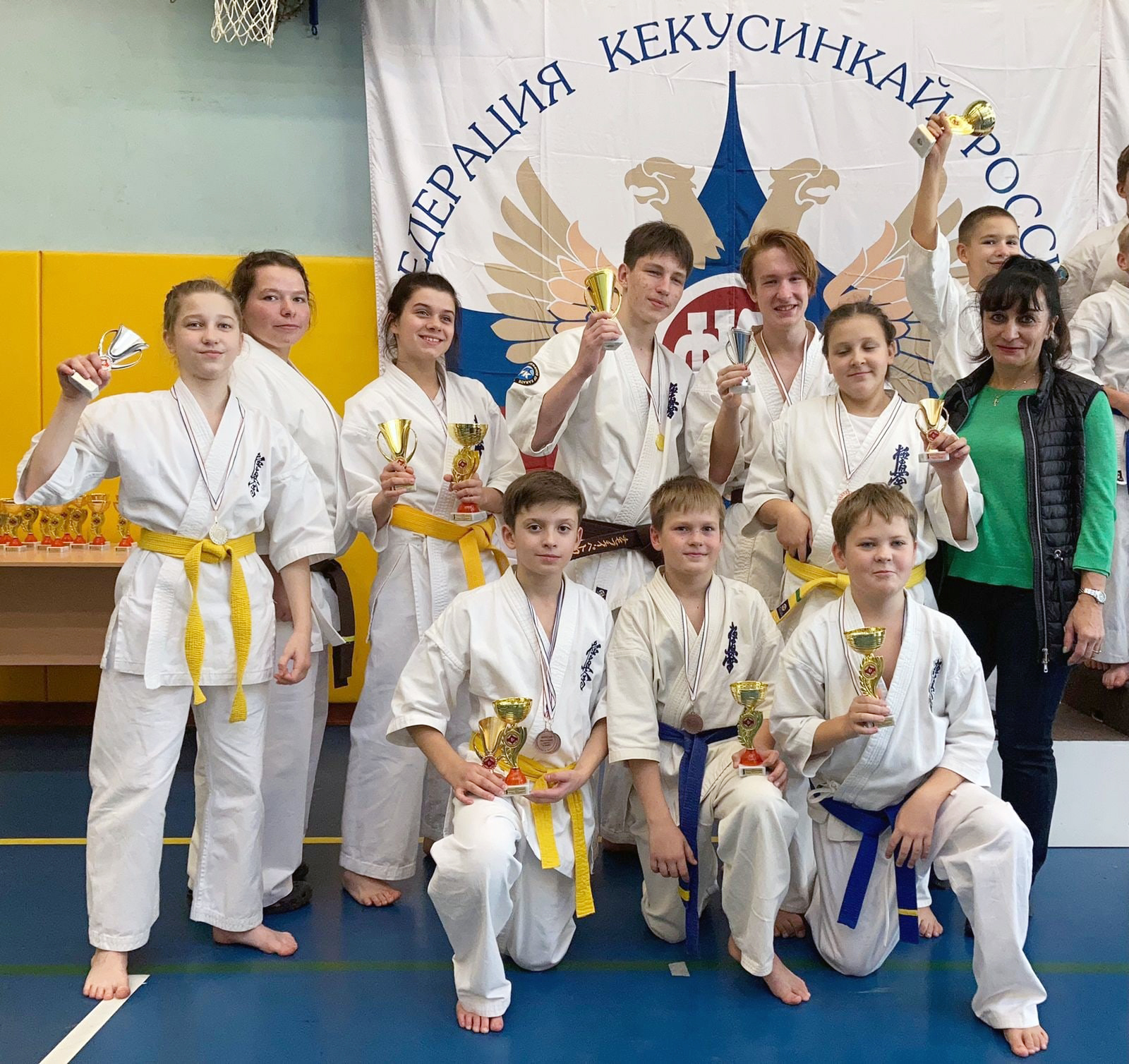 Юные каратисты из Петрозаводска выиграли несколько медалей на всероссийских соревнованиях