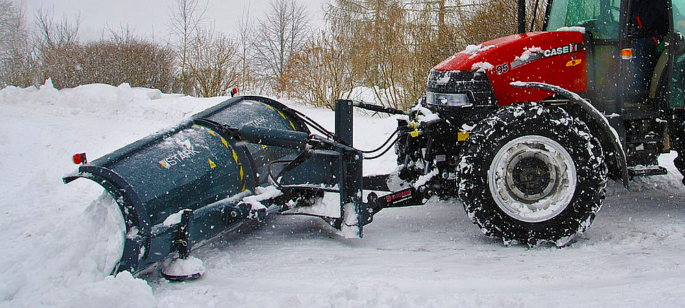 Снегоуборщиков в Карелии возьмут «под колпак» после гибели ребенка под колесами трактора