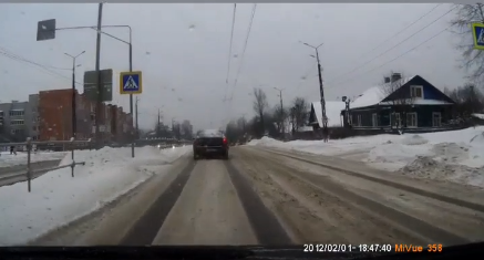 В Петрозаводске автомобилисты «вылетают» с дороги из-за глубокой колеи (ВИДЕО)
