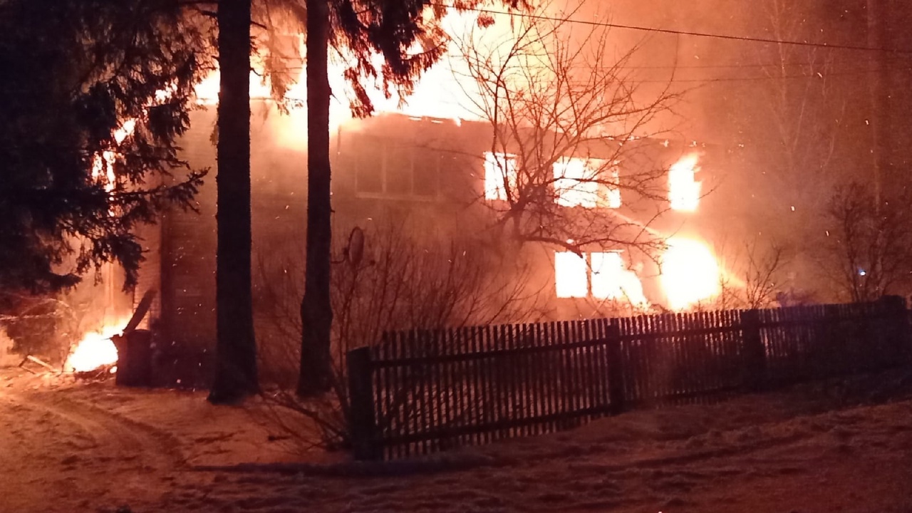 Человек погиб в страшном пожаре на юге Карелии (ФОТО)