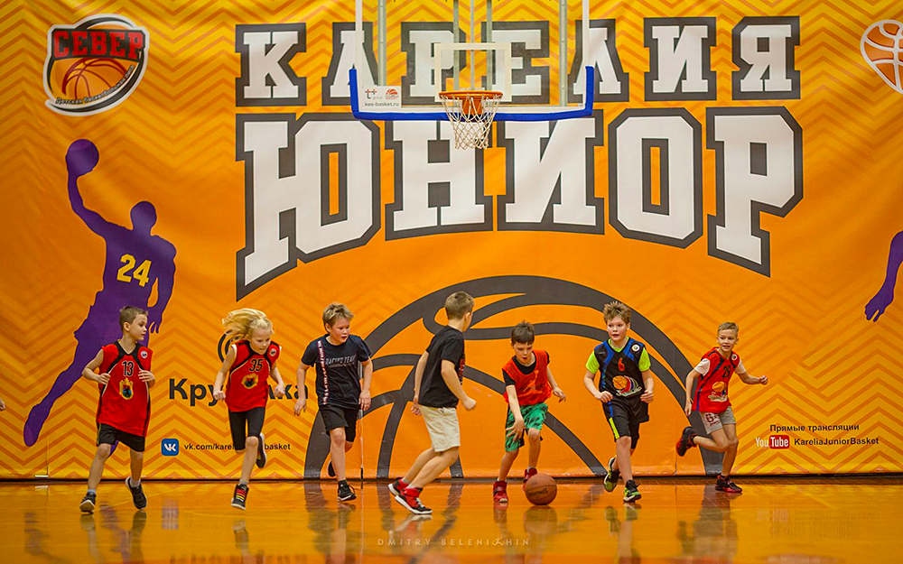 «Не бойтесь невысокого роста»: в Петрозаводске объявлен набор в детскую секцию баскетбола